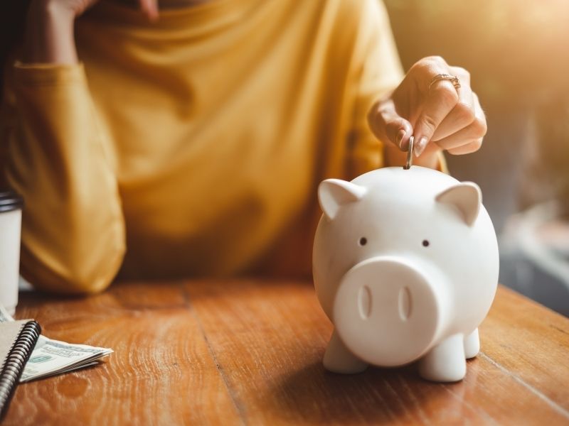 Oszczędzanie – jak zacząć odkładać pieniądze?