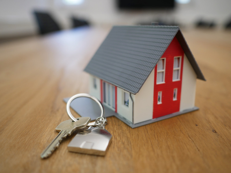 Czy warto zostać agentem nieruchomości?